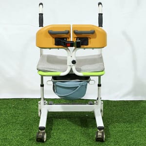 Manual transfer chair